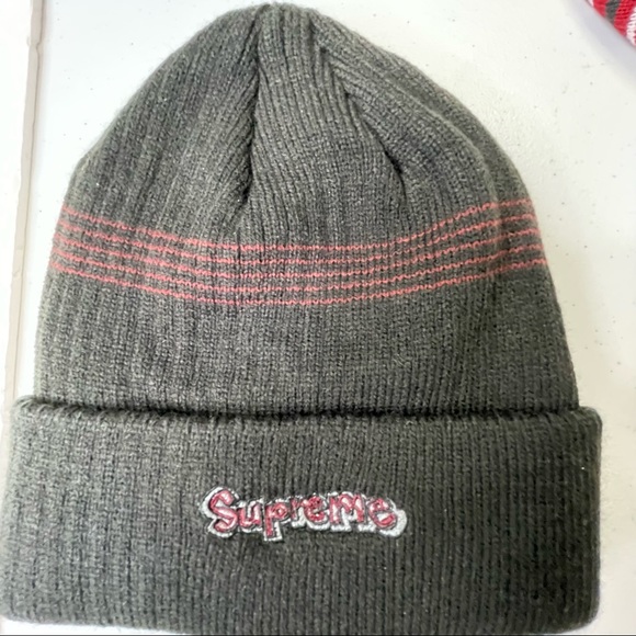 Supreme Gonz Logo Embroidered Striped Beanie Mens Cap - Picture 5 of 5